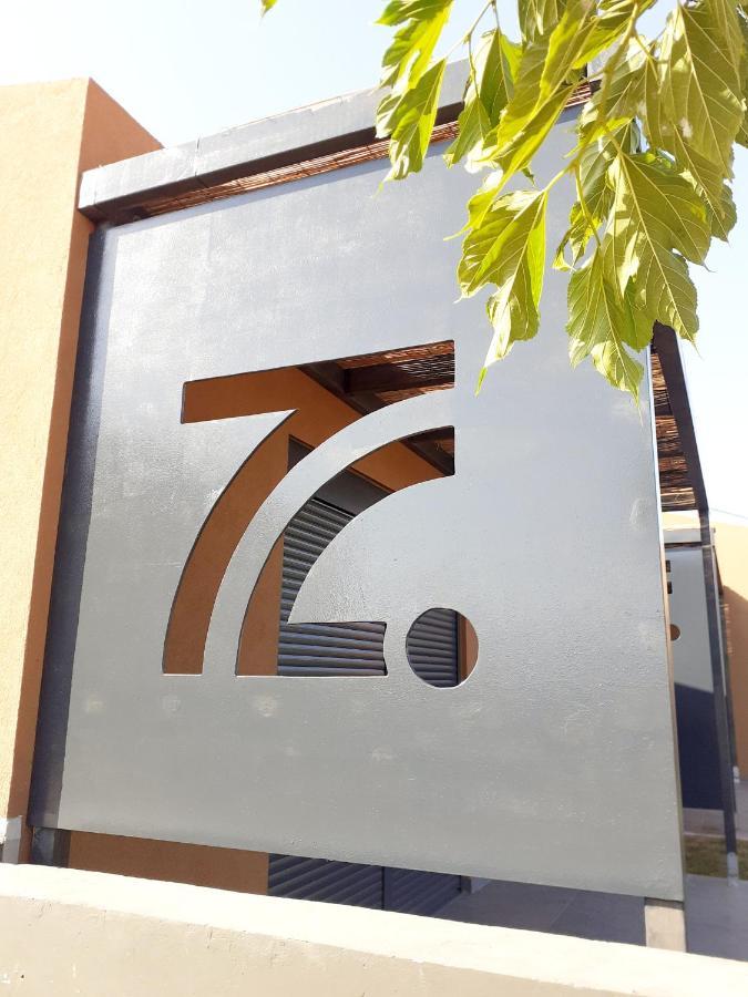 The Zen Point Detox Suites Маратополіс Екстер'єр фото